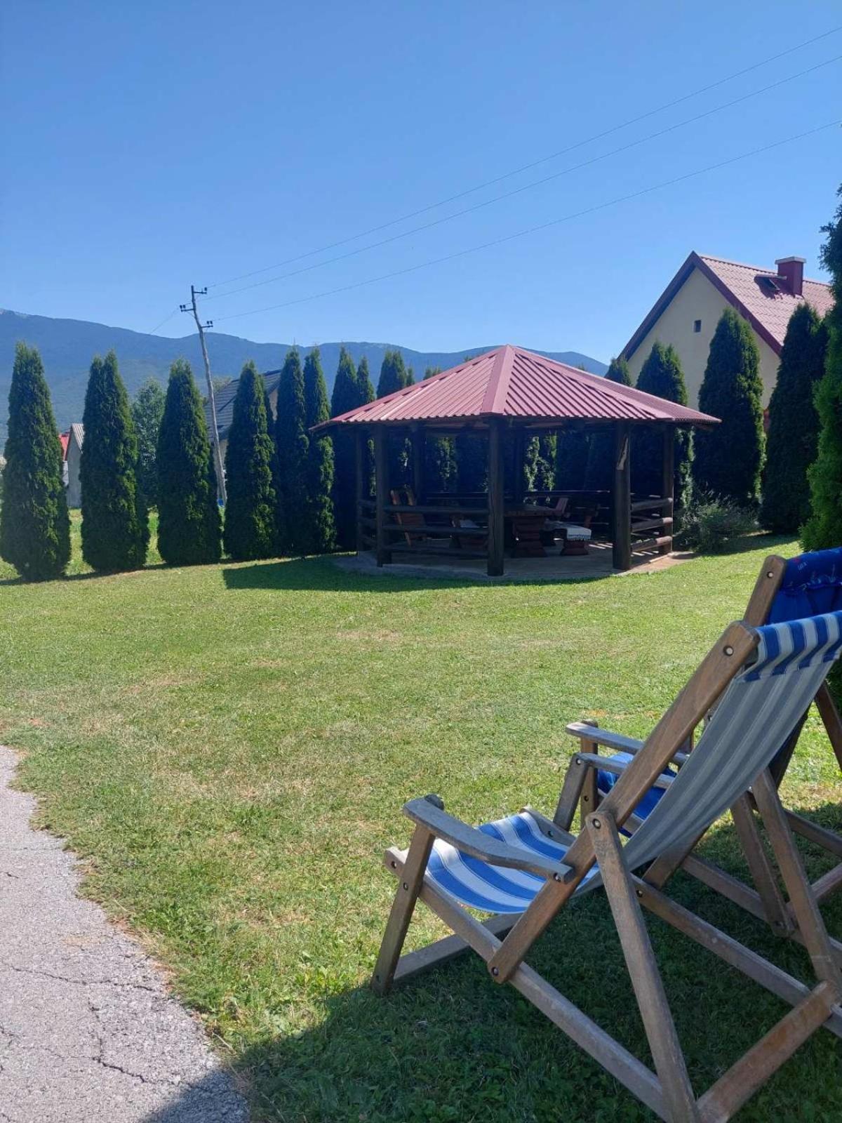 Jelena Hotel Korenica Bagian luar foto