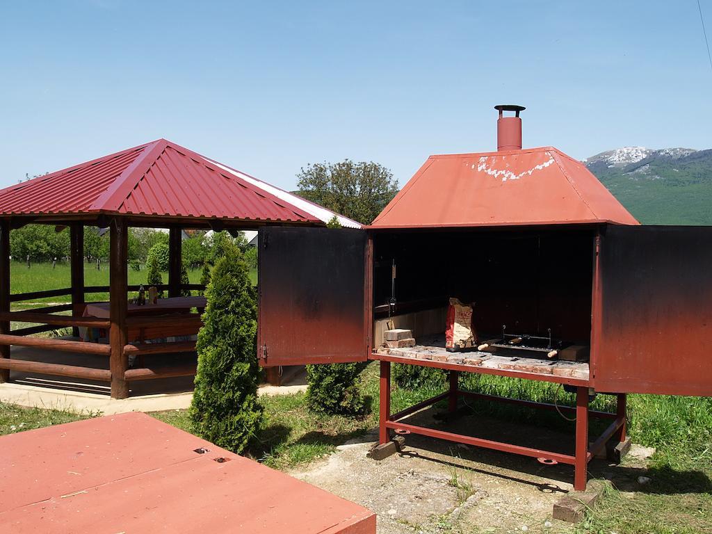 Jelena Hotel Korenica Bagian luar foto